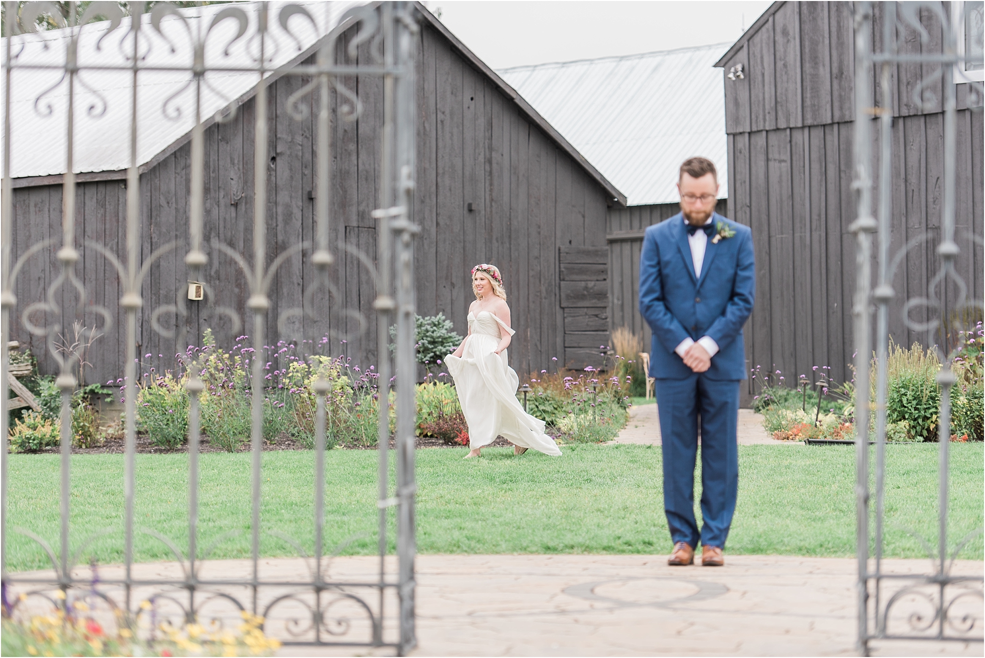 0012 Evermore Fall Wedding - Ottawa Wedding - Photography by Emma_WEB.jpg